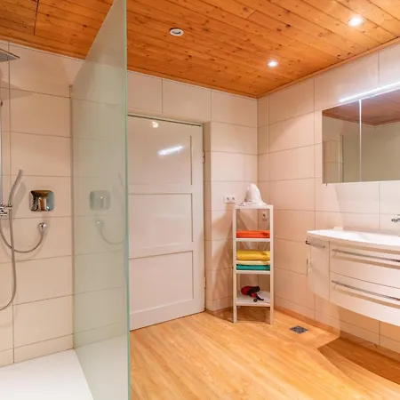 Wieshof Apartman *